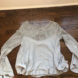 Free people flowey blouse in grey size L